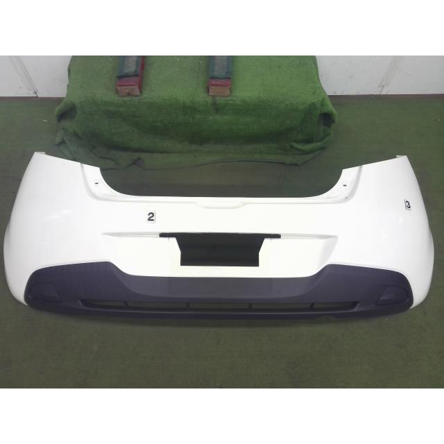 デミオ DBA-DE3FS リア バンパー カバー A4D D651-50221 白 個人宅配送