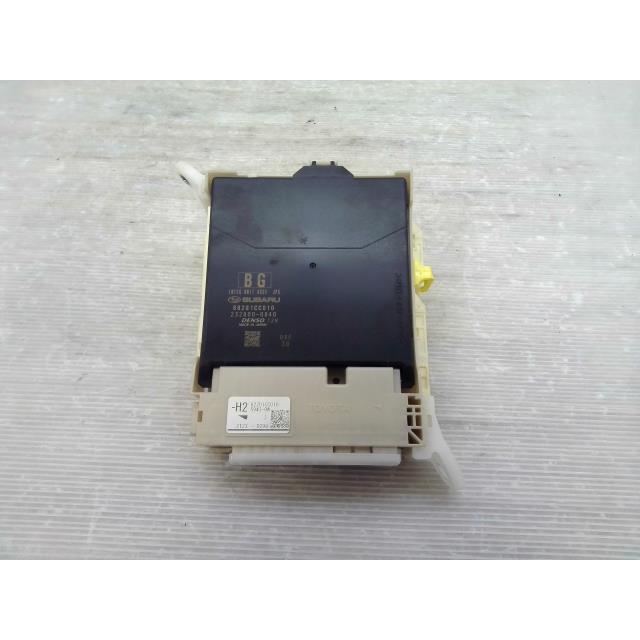 86 トヨタ 3BA-ZN8 ヒューズ ボックス D4S 88281CC010 yatsu : ヤツ