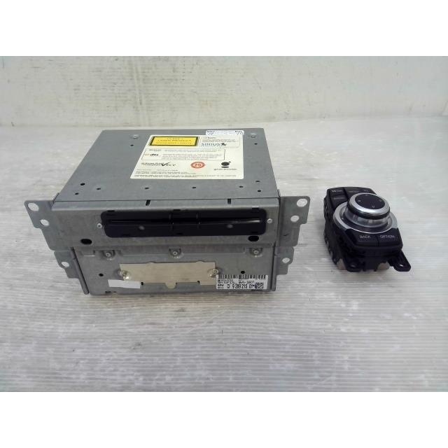 BMW 1シリーズ DBA-1A16 カー ナビ ゲーション 300 928921501 F20 120i