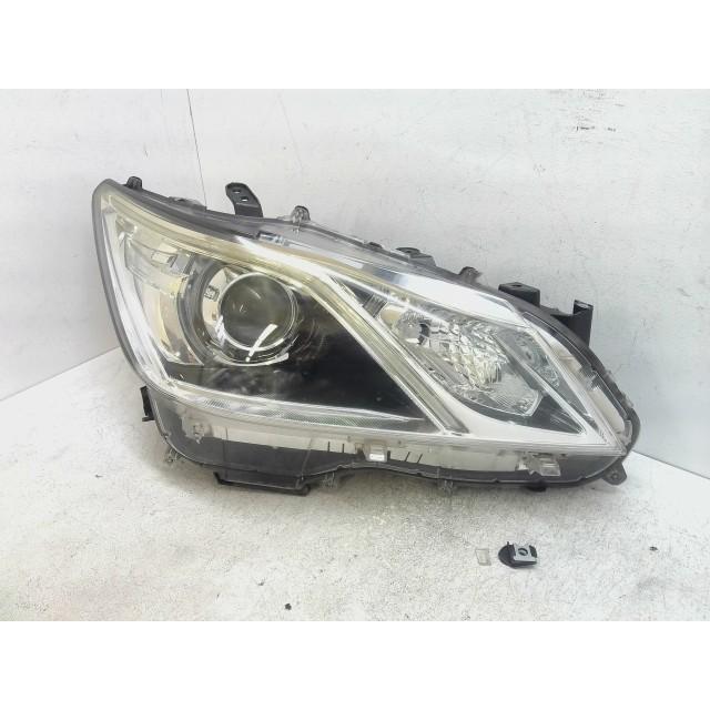 クラウンAWS210 右ヘッドライトLED 純正部品　81145-30N10 クラウンAWS210 右ヘッドライトLED 純正部品 81145-30N10 クラウン DBA