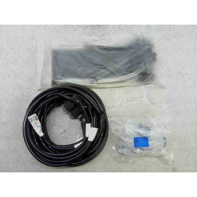 セレナ DBA-C26 「リヤコーナーセンサーハーネスキット」 未使用品