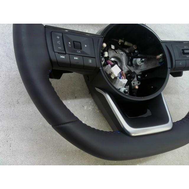 セレナ 6AA-GFC28 ステアリング ホイール ハンドル 新車外し