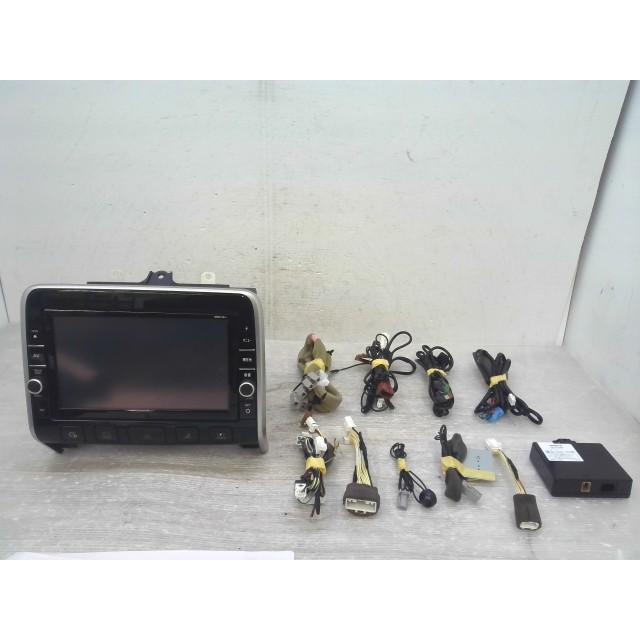 セレナ DAA-HFC27 カー ナビ ゲーション QAB B8260-5TP21-NP MM518D-L