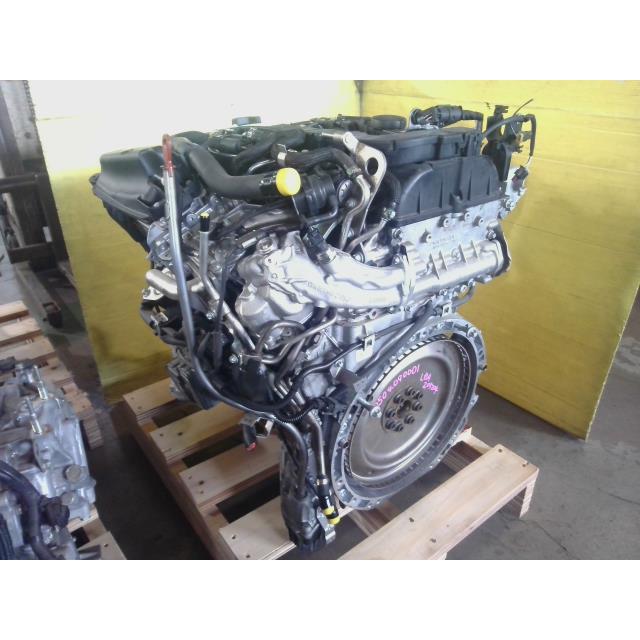 ベンツ Cクラス LDA-205204 エンジンASSY 197 651 個人宅配送不可