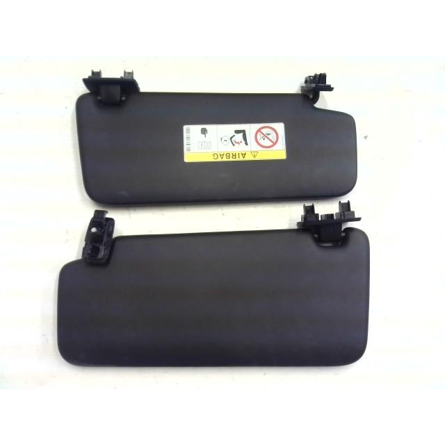 ベンツ Cクラス LDA-205204 サンバイザー 197 yatsu : ヤツヅカ