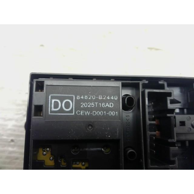 タント DBA-LA600S パワーウインドウ PW スイッチ R67 yatsu : ヤツ