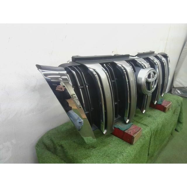 ランドクルーザープラド CBA-TRJ150W フロント グリル 53101-60C01/21 