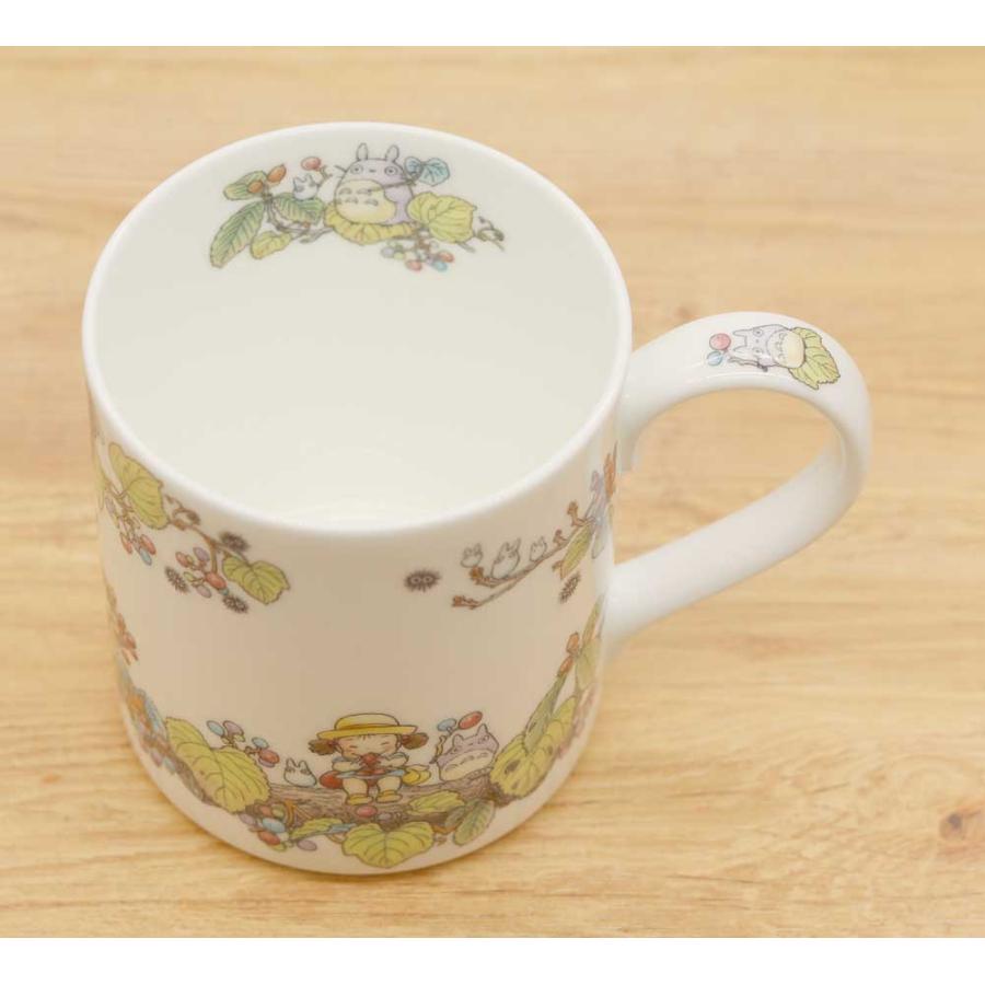 新品未使用　となりのトトロ　ノリタケ　お皿　マグカップセット となりのトトロ マグ がまずみ編 9月〜10月 4660-5J/T97265 ノリタケ