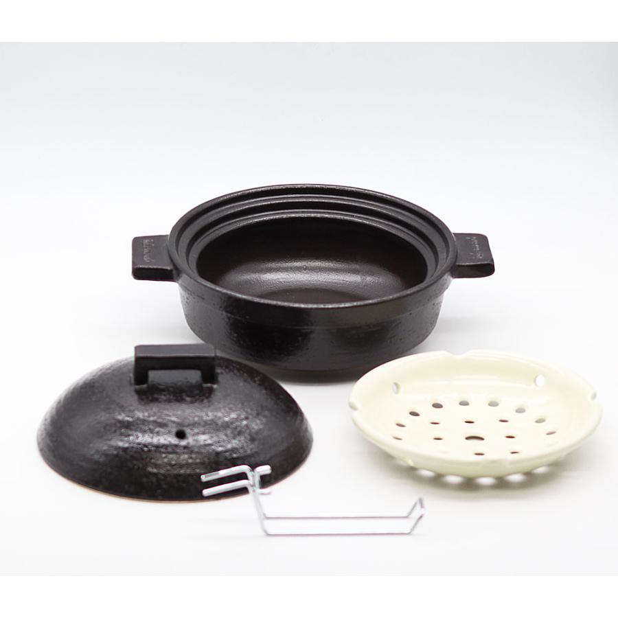 長谷園 【正規取扱店】長谷園 ビストロ蒸し鍋 小 クロ ACK-24 機能土鍋