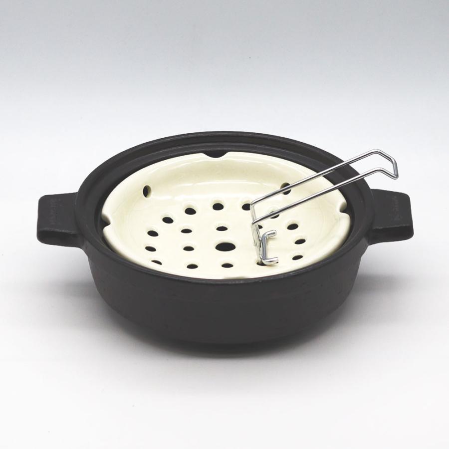 長谷園 【正規取扱店】長谷園 ビストロ蒸し鍋 小 クロ ACK-24 機能土鍋