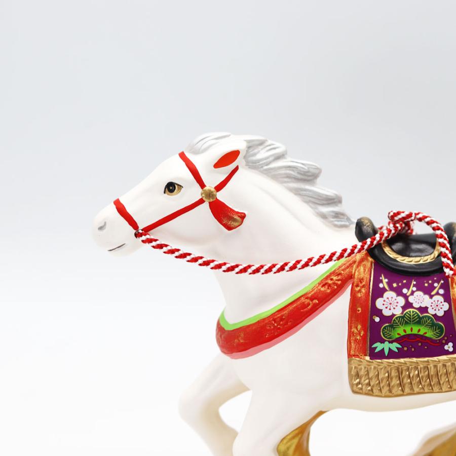 薬師窯 錦彩招福午(駿馬・大)82★縁起物★金運★お正月★干支★馬★置物 楽天市場】【ポイント10倍】干支 置物 薬師窯 錦彩招福午 (破魔矢付