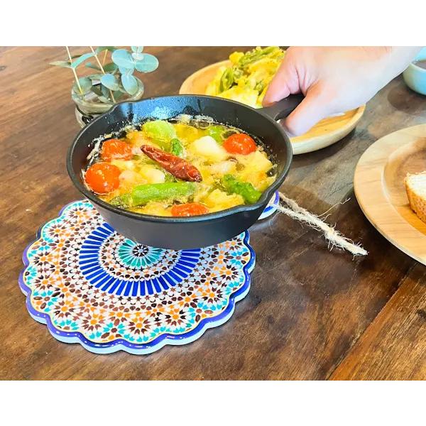 1個までメール便】トルコ柄タイルプレート（丸5カラー）♪ 鍋敷き お盆