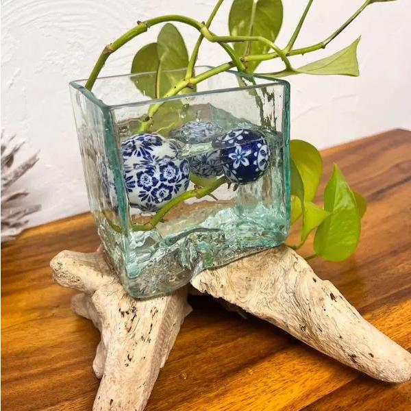 花瓶 木製 アジアン雑貨 民芸品 置物 天然流木のガラスポット（スクエア）♪ 花瓶 花器 ウォーターベース