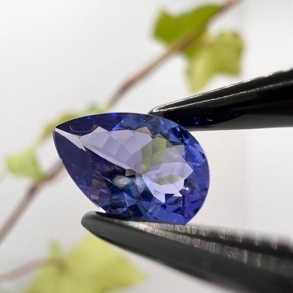 タンザナイト ペアシェイプ10mm×7mm B89880200-27♪ 天然石 ルース 宝石 ジェム 裸石 誕生石 12月 パワーストーンの画像