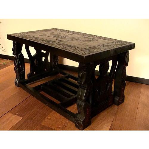 彫刻入り木製センターテーブルアジアンテーブル