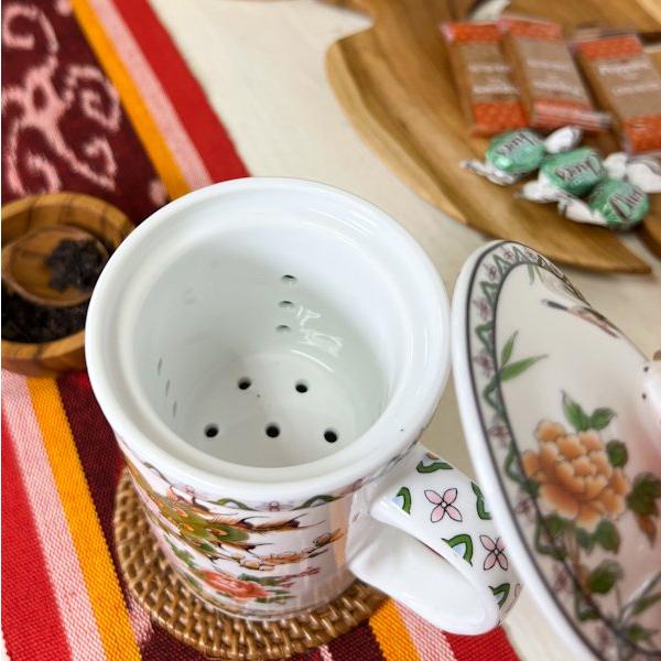 台湾 雑貨 アジアン茶こし付きカップ（唐草・クジャク・双龍