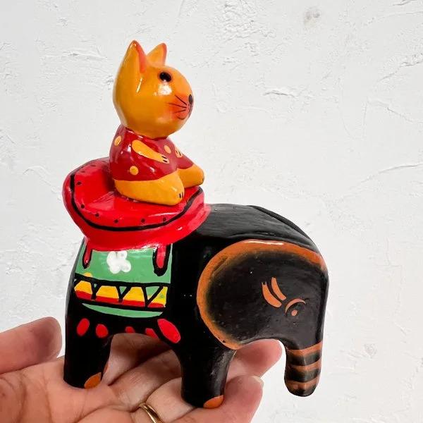 かえる、猫、ゾウ　かわいいアジア雑貨　合計30点以上 値下げしました キーチェーン アジアゾウ – WWFジャパン PANDA SHOP