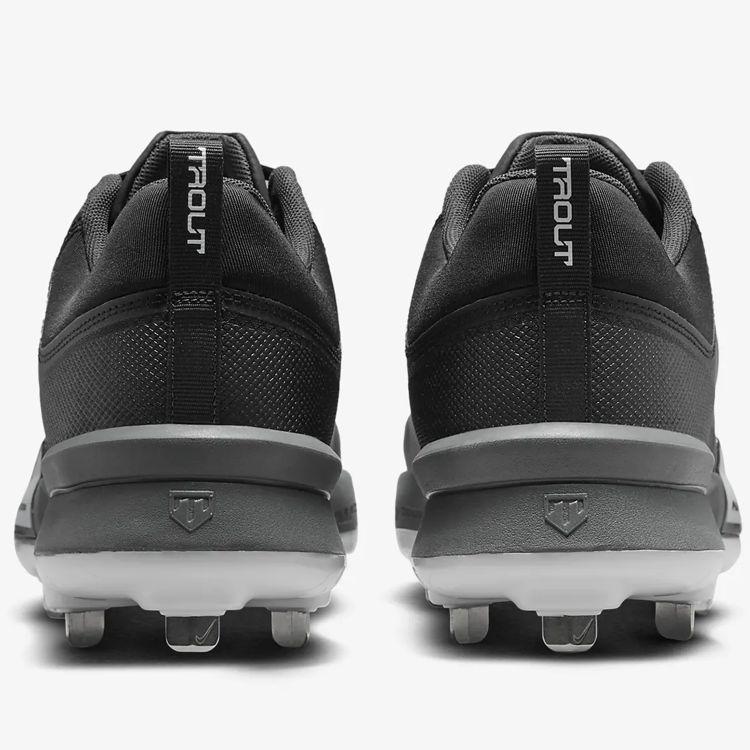 NIKE　野球　スパイク　トラウト 4 PRO 27cm　日本未発売　ナイキ NIKE（ナイキ） 野球 金具スパイク 大人用 一般用 カラースパイク