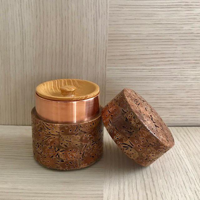 銅 細工 茶道具 お茶の缶です 銅製 工芸品 美術品 置物 銅製 三足鳳蓋缶 茶道具 香道具 装飾品 工芸品 置物 - メルカリ