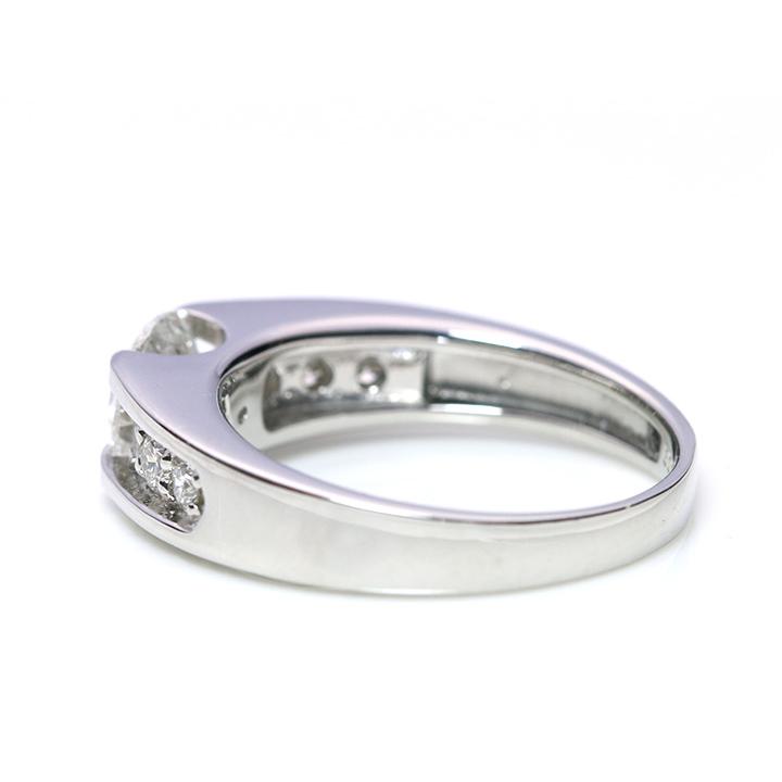 ダイヤモンド1.009ct G I1 VERY GOOD ラウンドブリリアントカット