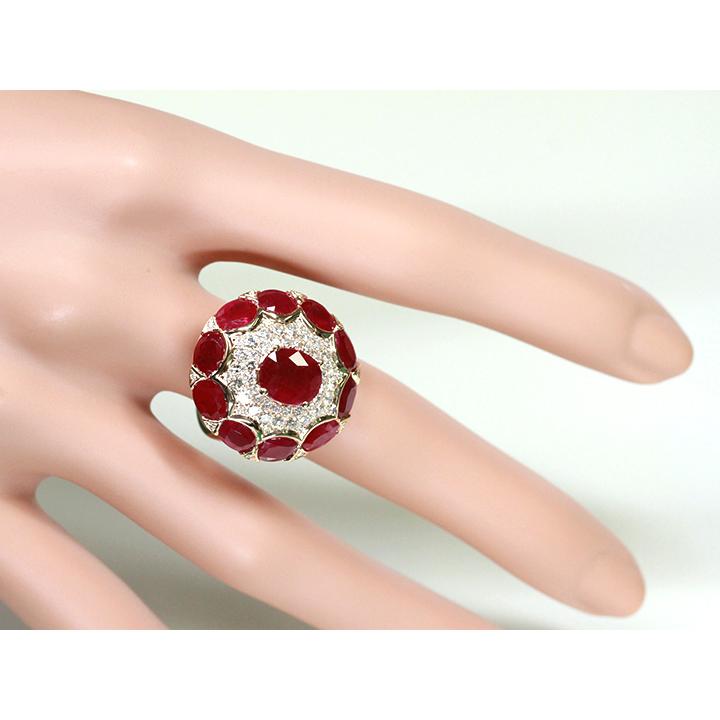 ルビーたっぷり7.75ct ルビーをルビーで取り巻いた豪華すぎる