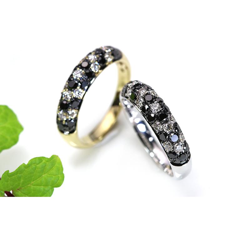 ブラックダイヤモンドの中に花咲く無色ダイヤのフラワー・びっしり  