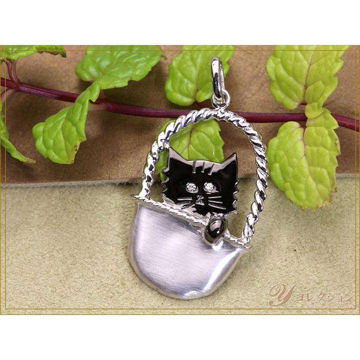 人気・猫モチーフ・かわいらしいCAT お気に入りの猫をお選びください K18/K18WGペンダントトップ 目にダイヤがきらり 受注品の画像
