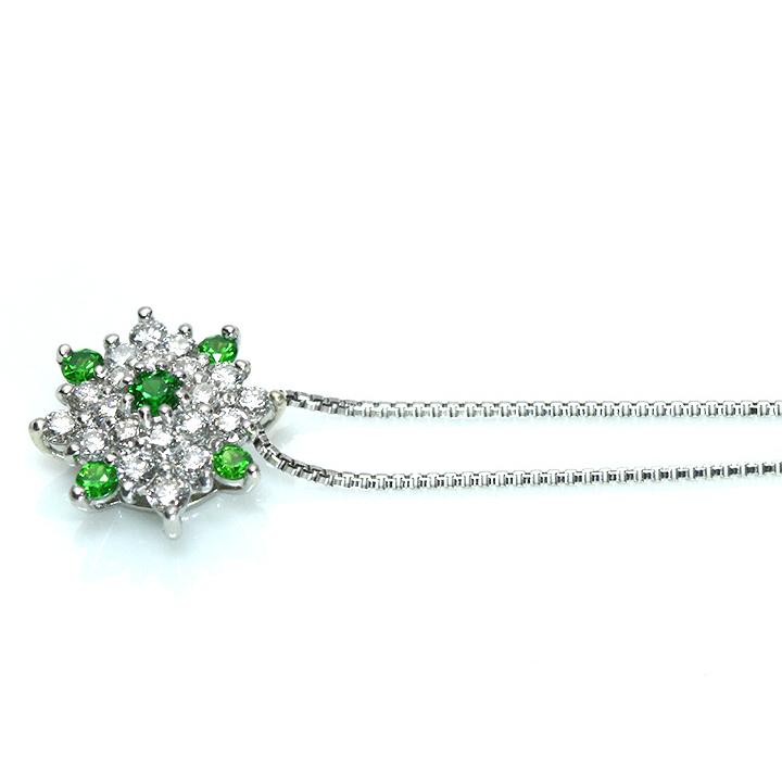 デマントイドガーネット0.09ct ロシア ウラル産 ホーステールが確認できる PTネックレス ギュッと詰まった集光は眩しい /指輪 受注品の画像
