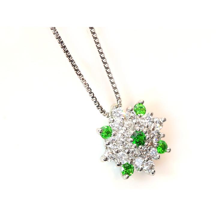 デマントイドガーネット0.09ct ロシア ウラル産 ホーステールが確認できる PTネックレス ギュッと詰まった集光は眩しい /指輪 受注品の画像