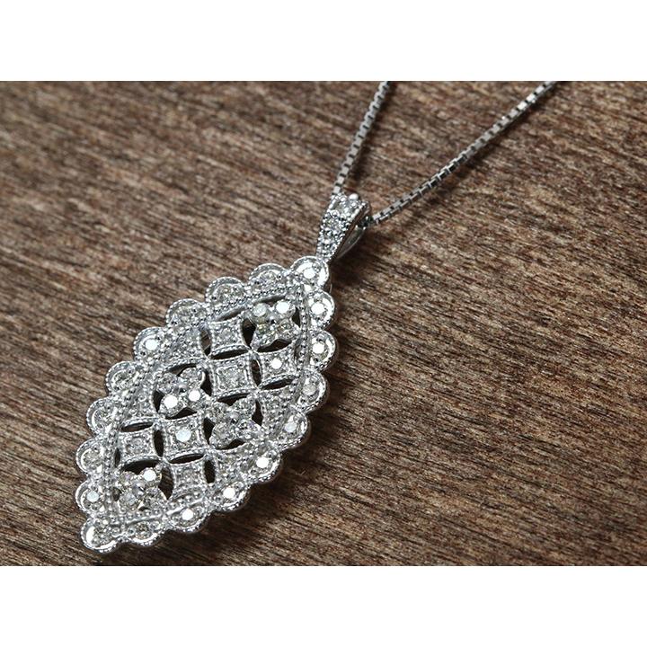 ダイヤモンド0.5ct ミルグレーンとレースが描く上品なPTプラチナ 