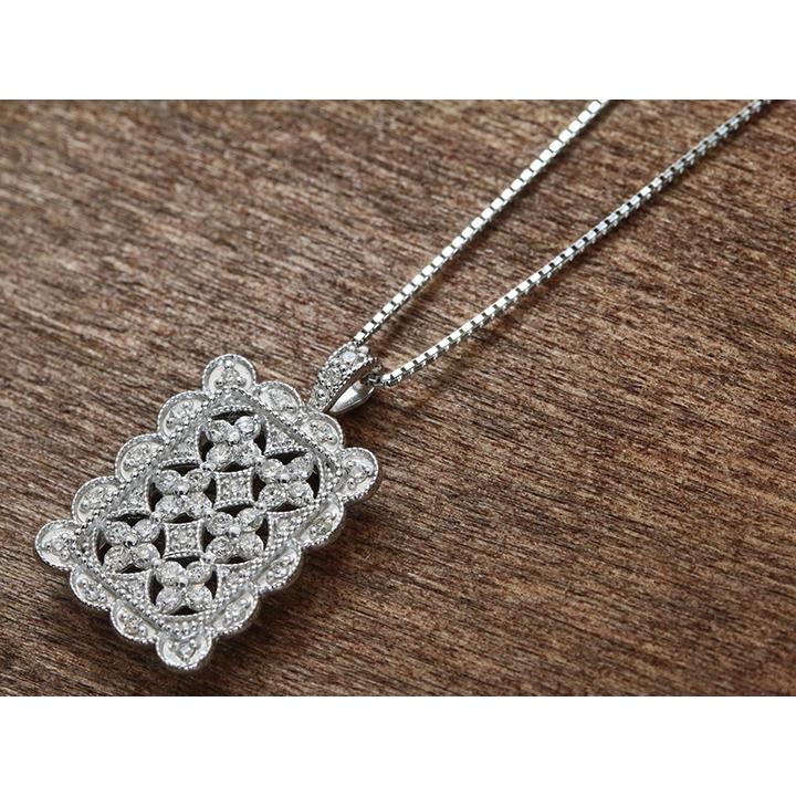 ダイヤモンド 0.5ct ミルグレーンとレースが描く上品なPTプラチナ 