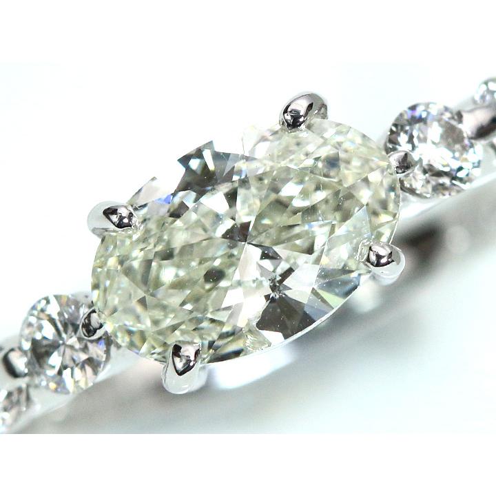 オーバルカットダイアモンド 1カラット 1.012ct Lカラー SI2クラリティ 