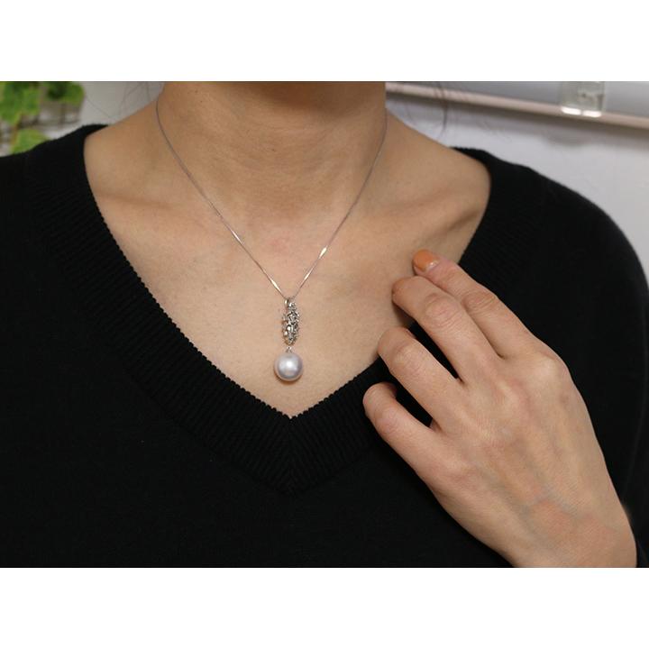 値下げ可能　プラチナ、ダイヤ、真珠のペンダント 星菱】ウルトラスカイブルー アコヤパール ダイヤモンド プラチナ