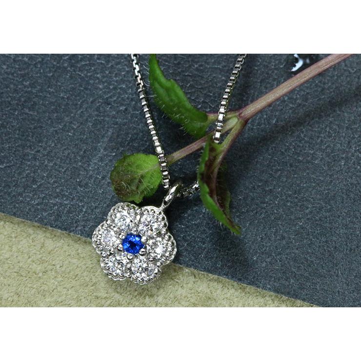 アウイナイト0.01ct ダイヤモン0.08ct フラワーデザイン PT900/PT850 