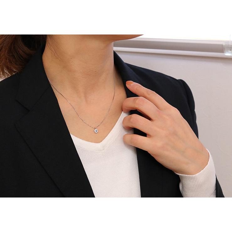 アウイナイト0.01ct ダイヤモン0.08ct　フラワーデザイン PT900/PT850 プラチナ素材 ネックレス 稀少石 受注品の画像