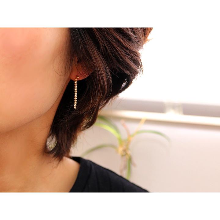 ◇0.5ct◇ K18ダイヤモンド揺れるラインピアス