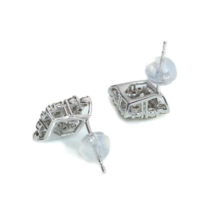 ダイヤモンド合計0.62ct ひし形にダイヤモンドがたっぷり煌めく 程よき華やか K18WGピアス・イヤリング可 各種地金対応可 受注品の画像