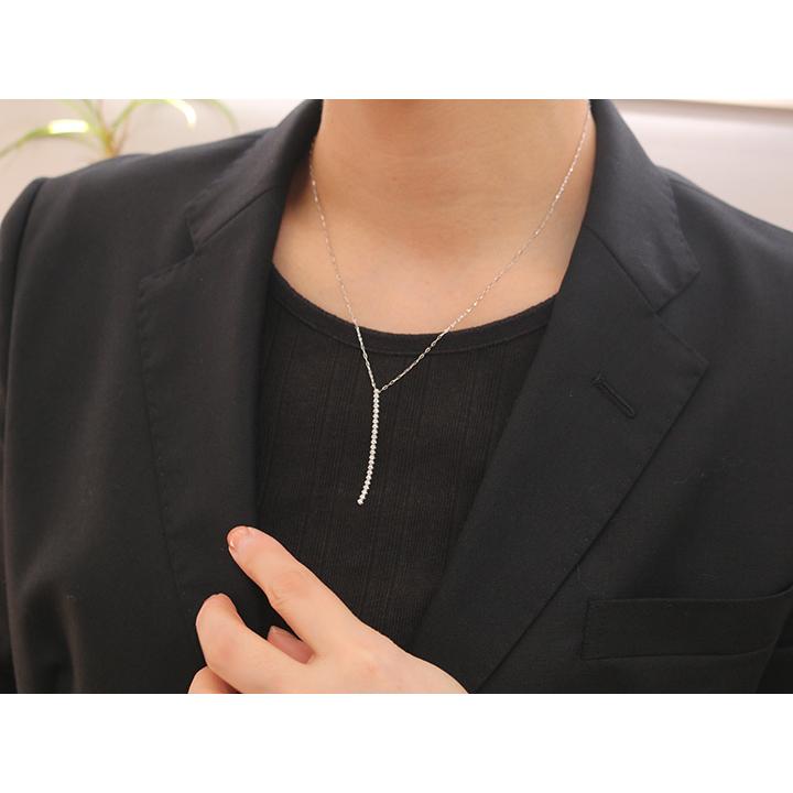 ギフト応援プライステニスダイヤモンド・シリーズ ダイヤモンド 合計0.5ct リッチな縦ライン4.5cm 23石が揺れて煌めくPT900/PT850ネックレス 受注品の画像