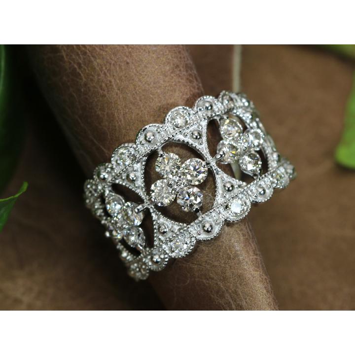 ダイヤモンドたっぷり0.8ct ミルグレーンとレースで仕上げた幅広  