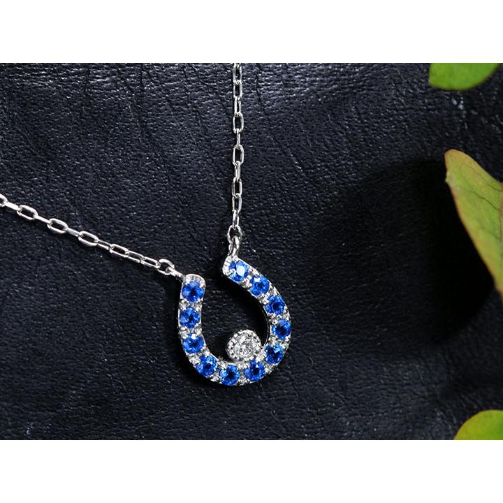 アウイナイト0.07ct 馬蹄の中に艶めくダイヤ一粒0.008ct 幸福モチーフ 濃厚コバルトブルー・ドイツの稀少石 PTプラチナ プチネックレス 受注品の画像