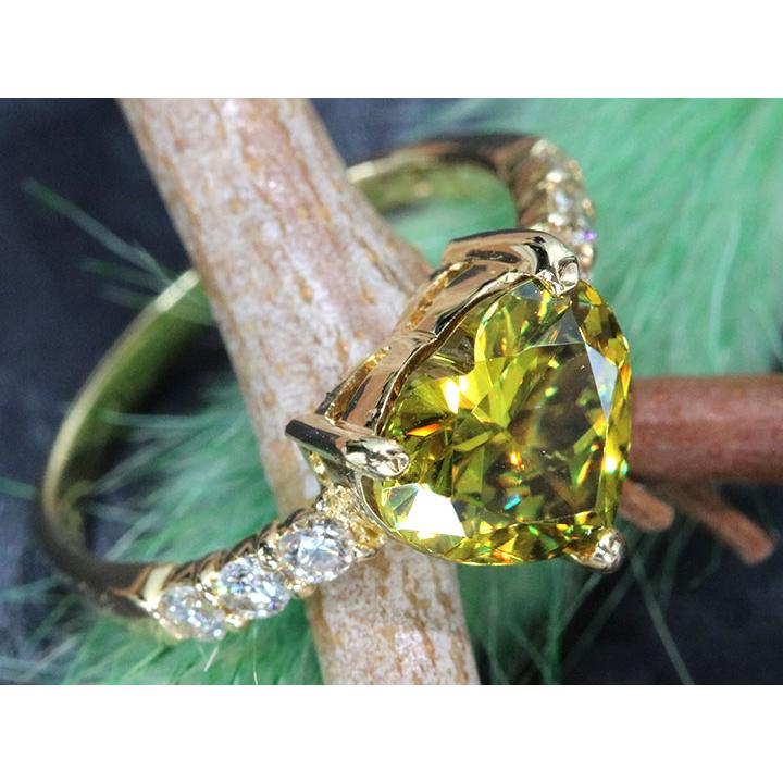 スフェーン 2.54カラット ダイヤモンド 0.26カラット K18YG イエロー