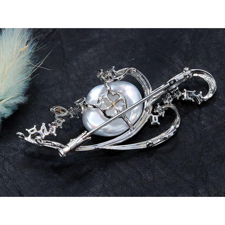 K18WG 白蝶真珠ダイヤモンド0.29 ペンダントトップ