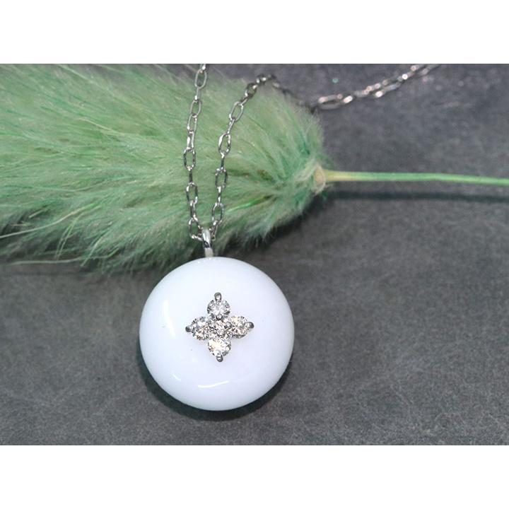 カルセドニー （白メノウ） ダイヤモンド 0.06カラット K18WGホワイト  