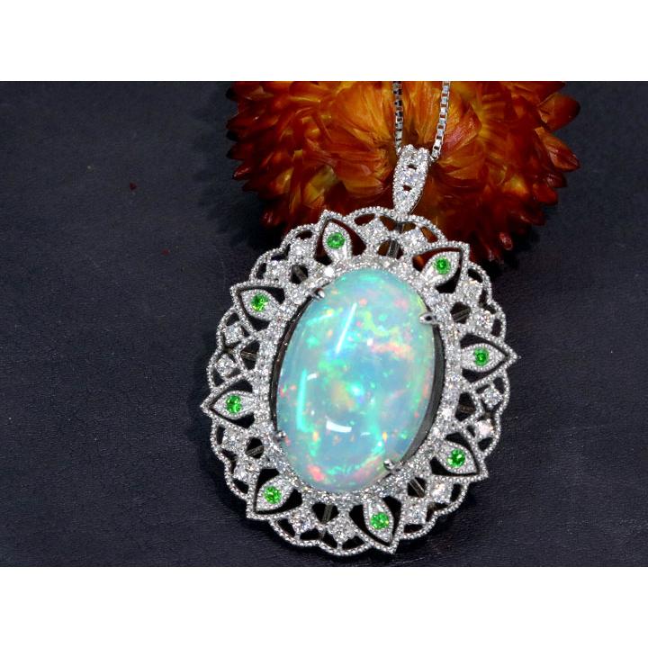 エチオピアオパール 9.60カラット ダイヤモンド 0.61カラット PT950