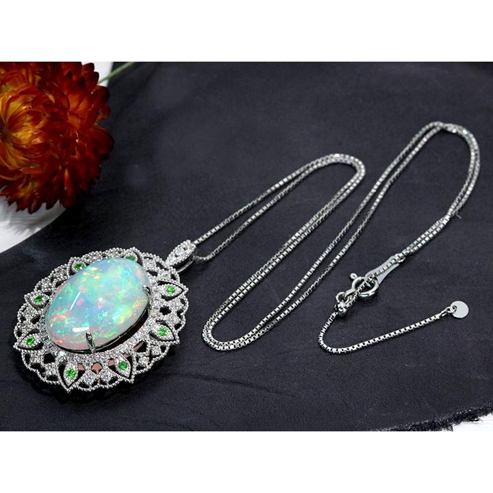 エチオピアオパール 9.60カラット ダイヤモンド 0.61カラット PT950