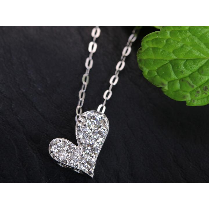ダイヤモンド0.3ct VSレベルの上品質ダイヤ ハートパヴェK18WG 