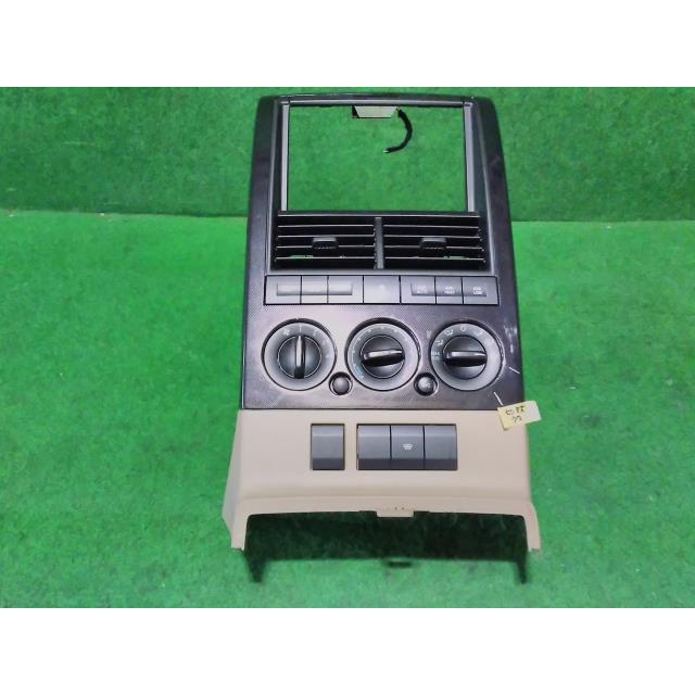 フォード エクスプローラー ABF-1FMKU51 エアコン スイッチ パネル UA