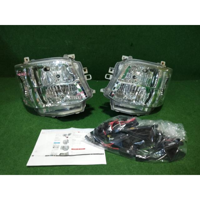 ハイエース KR-KDH205V 右 ヘッド ライト ランプ 1E7 : 山自販
