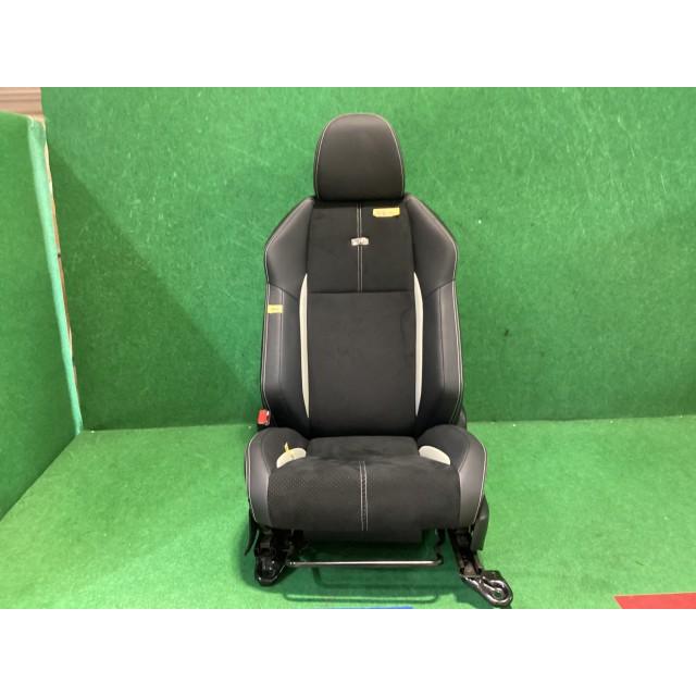 アクア DAA-NHP10 アシスタント シート 助手席 1F7 : 山自販リサイクル