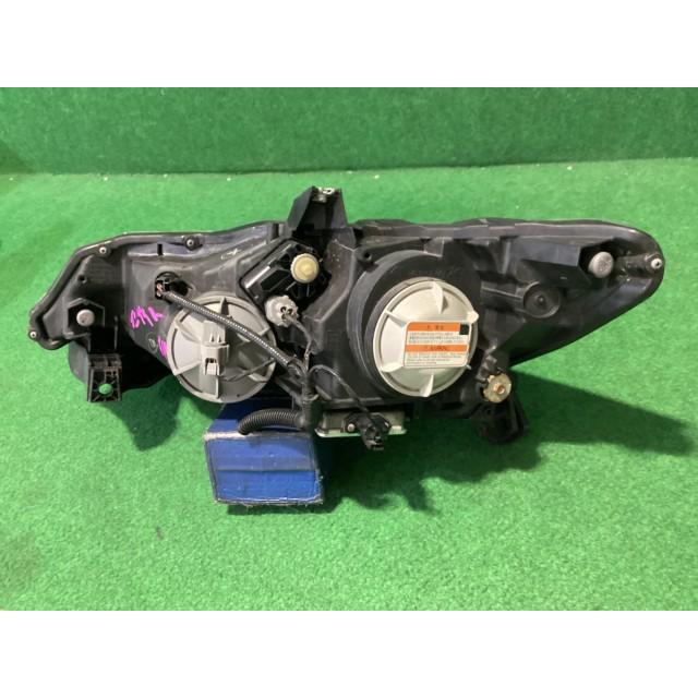 インサイト DAA-ZE3 右 ヘッド ライト ランプ YR593Pの画像